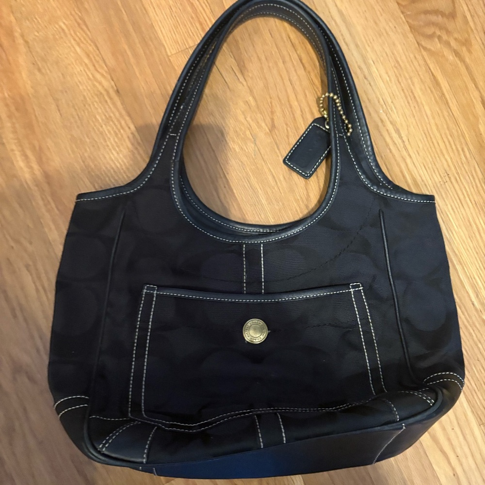 RARE FIND! Vintage Coach Purse! Signature Canvas and Leather Trim